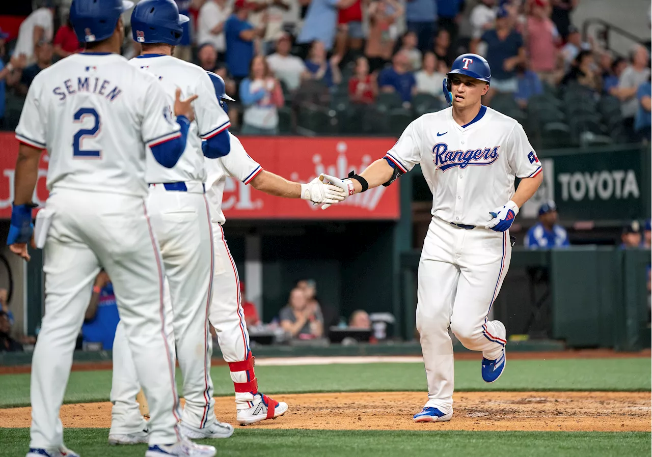 Seager hits 7th homer in 7 games as Rangers beat Diamondbacks in World Series rematch