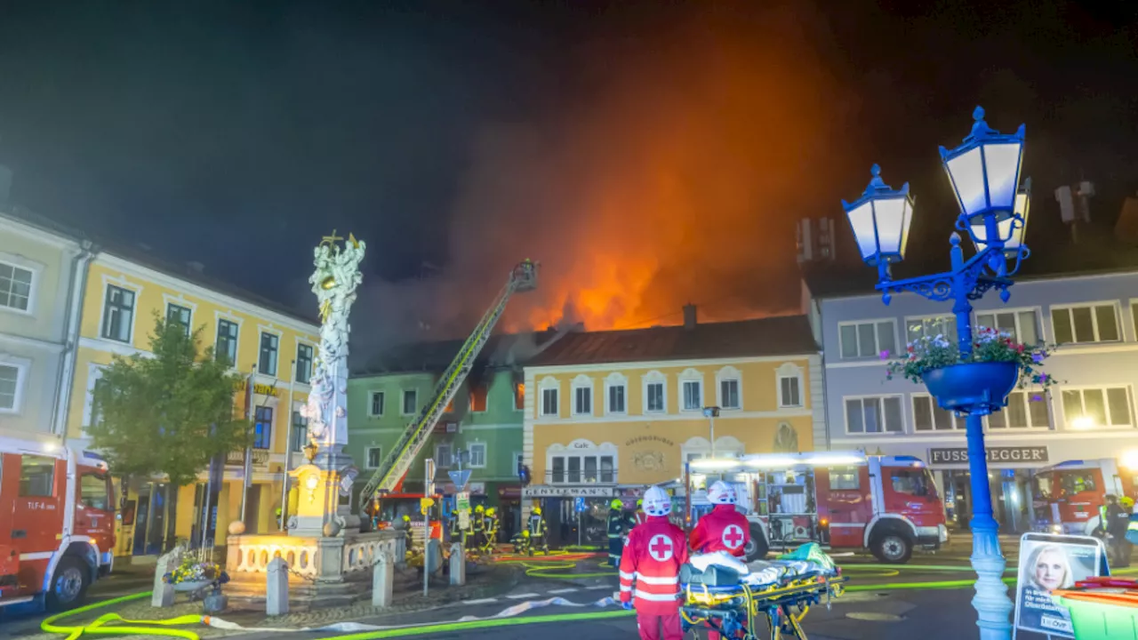 Ein Toter bei Brand in Rohrbach, 14 Menschen gerettet