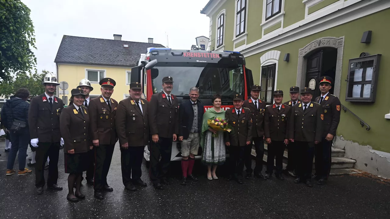 Feuerwehr Krenstetten: Neues HLF1 gesegnet