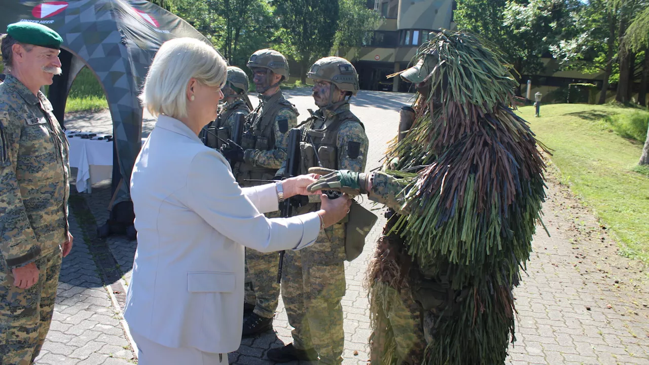 Neue Funkgeräte für 7. Jägerbrigade in Amstetten