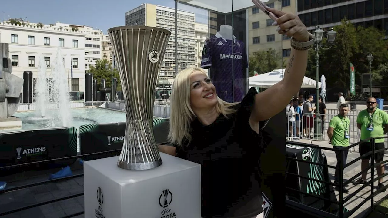 Olympiakos maakt zich op voor finale tegen Fiorentina in stadion van de vijand