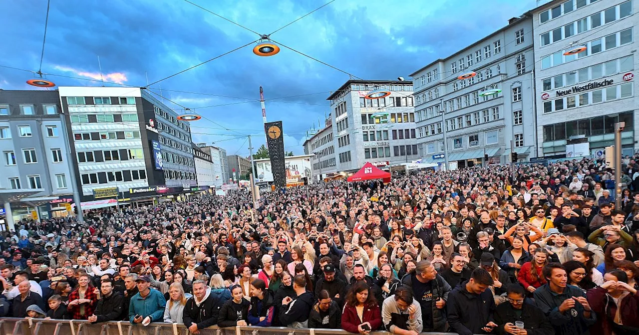 Die schönsten Bilder vom ersten Tag des Leinewebermarktes in Bielefeld