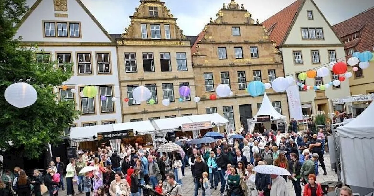 Liveticker zum Bielefelds Leinewebermarkt: Party auf dem Jahnplatz, Stadt proppevoll