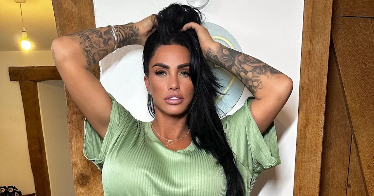 Katie Price forced to give away tour tickets for free