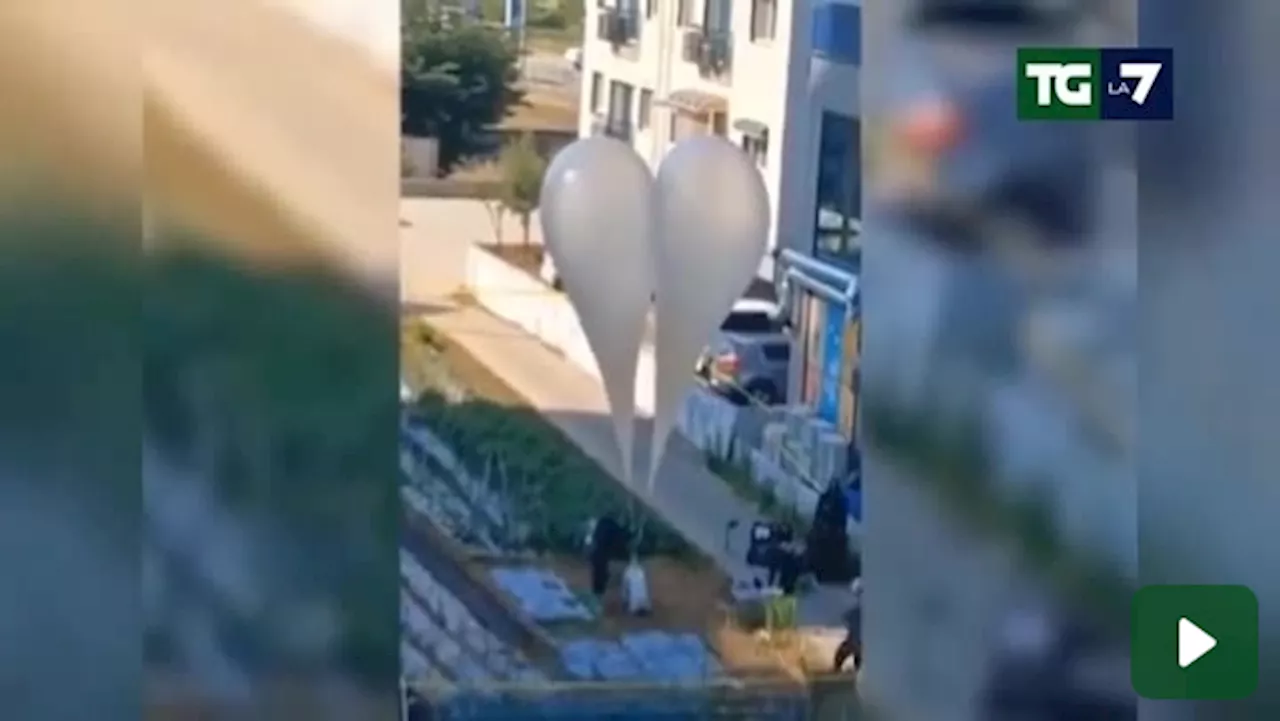 Corea del Nord lancia oltre confine un centinaio di palloncini bianchi con la spazzatura