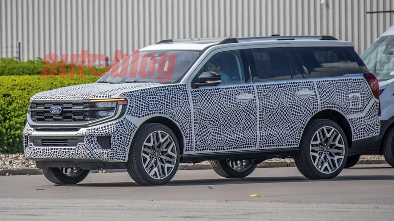 2025 Ford Expedition spy photos reveal major exterior overhaul