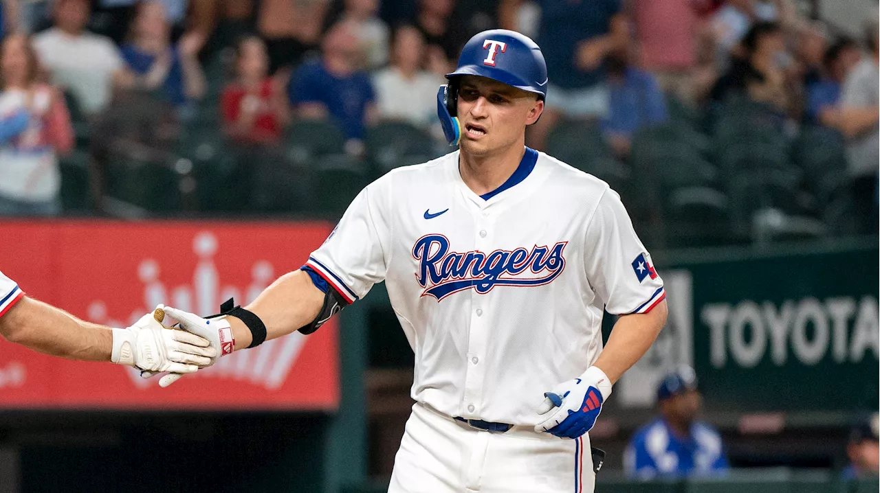 Seager hits seventh homer in seven games as Rangers beat Diamondbacks in World Series rematch