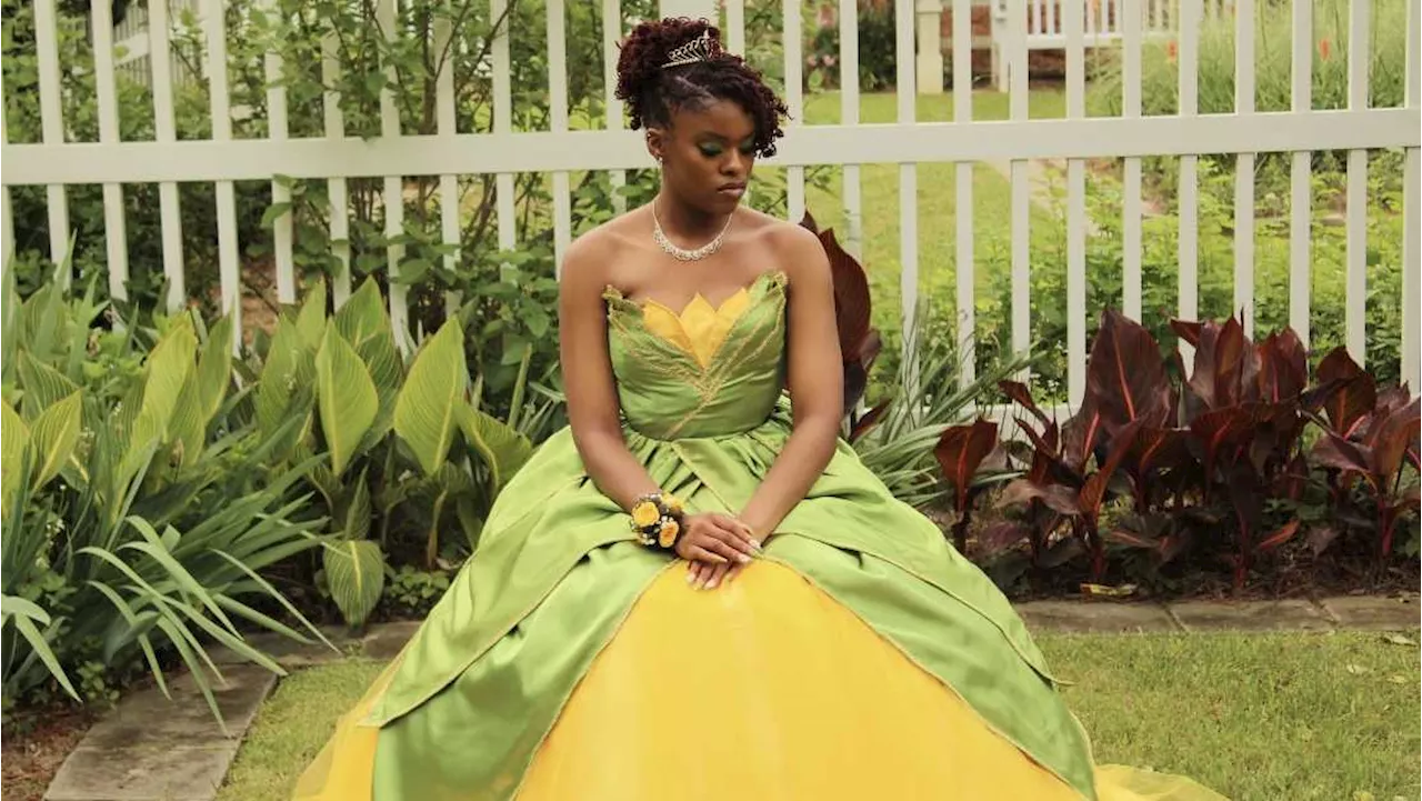 Student stuns at prom with handmade dress inspired by Disney princess