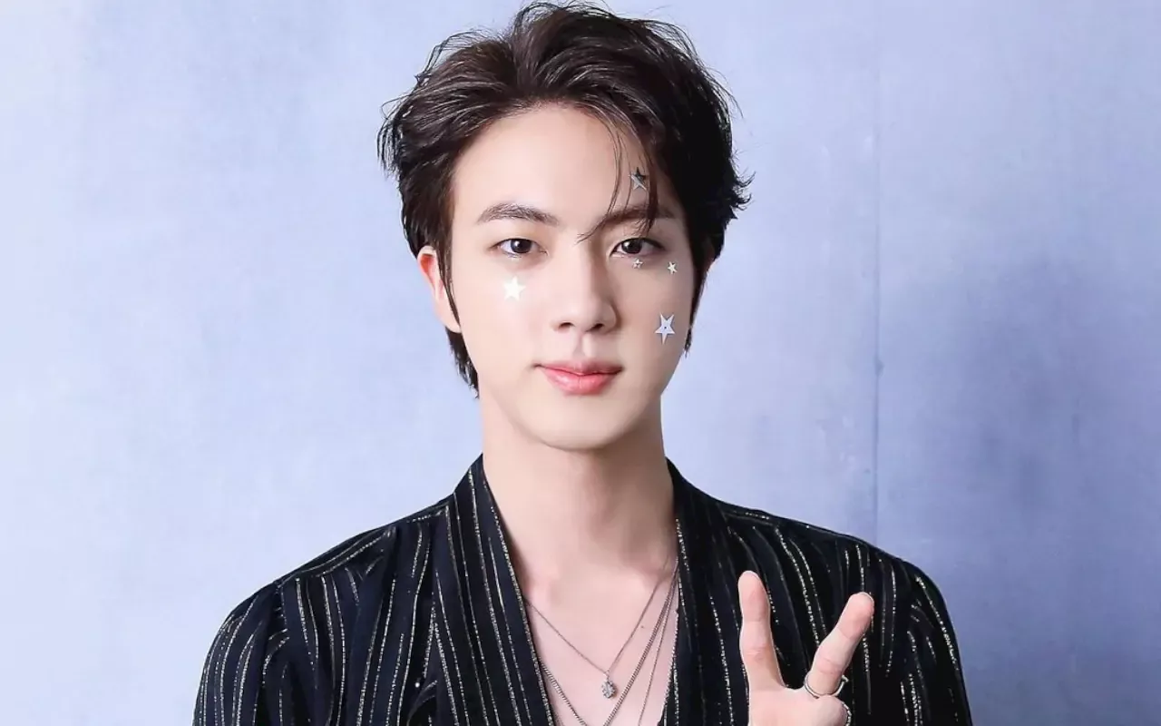 Jin BTS Mulai Tunjukkan Kehadirannya Jelang Beres Wamil