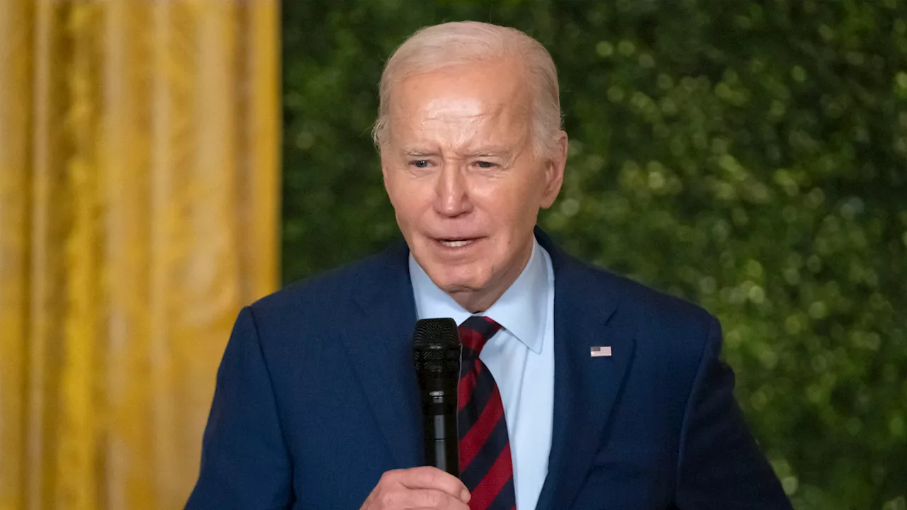 Biden will award the Presidential Medal of Freedom to 19 politicians, activists, athletes and others