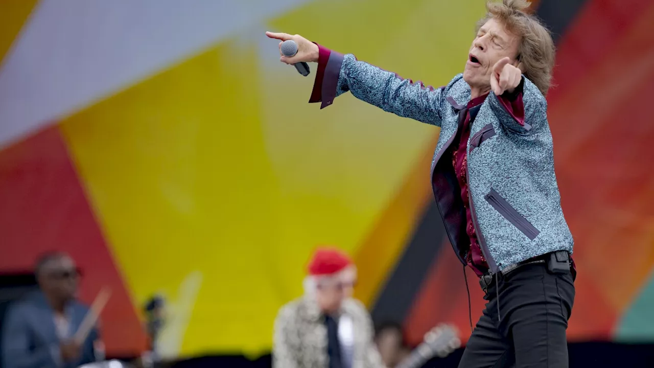 Mick Jagger wades into politics, taking verbal jab at Louisiana state governor at performance