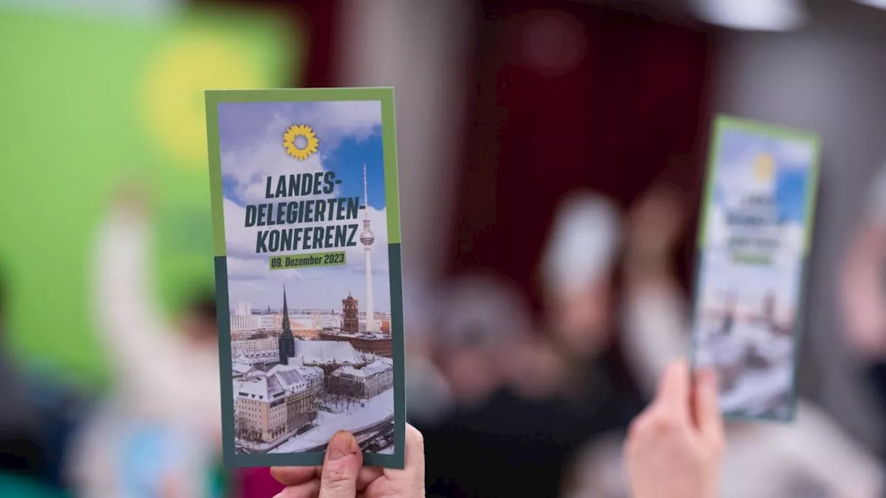 Grüne beraten auf Parteitag über Stärkung der Demokratie