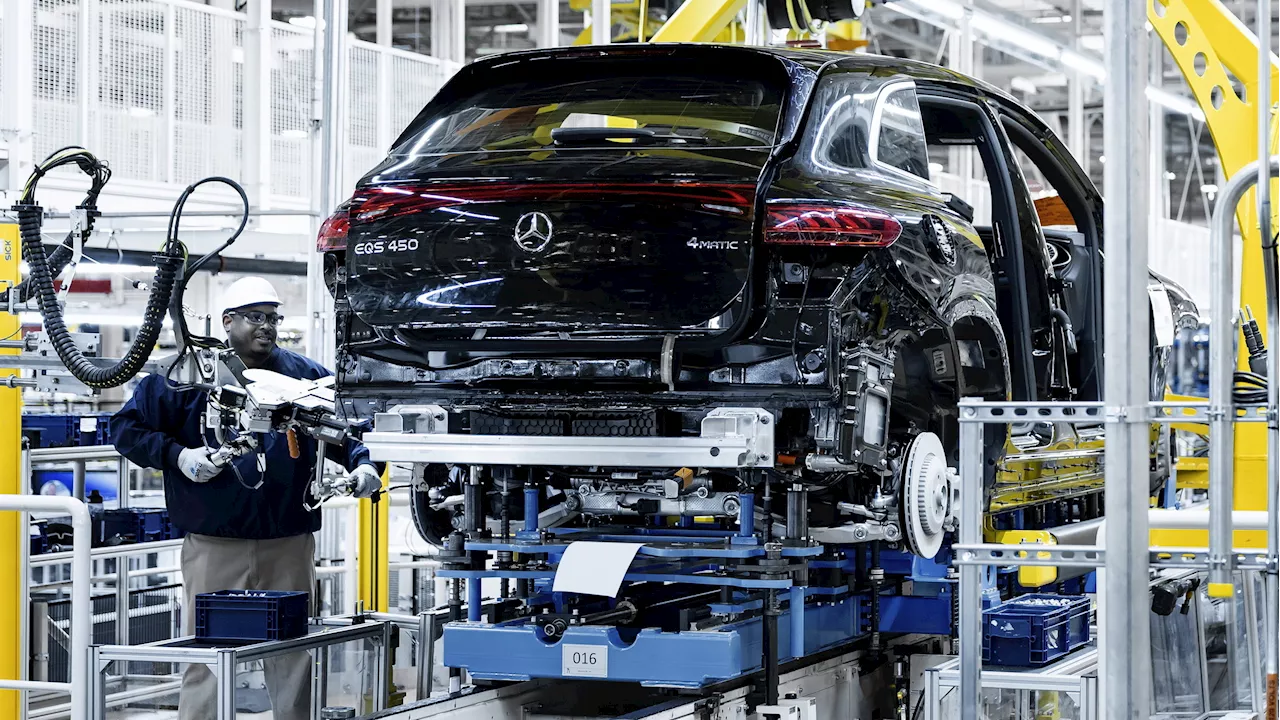 Mercedes Changes Leadership At Alabama Plant After Union-Busting Claims