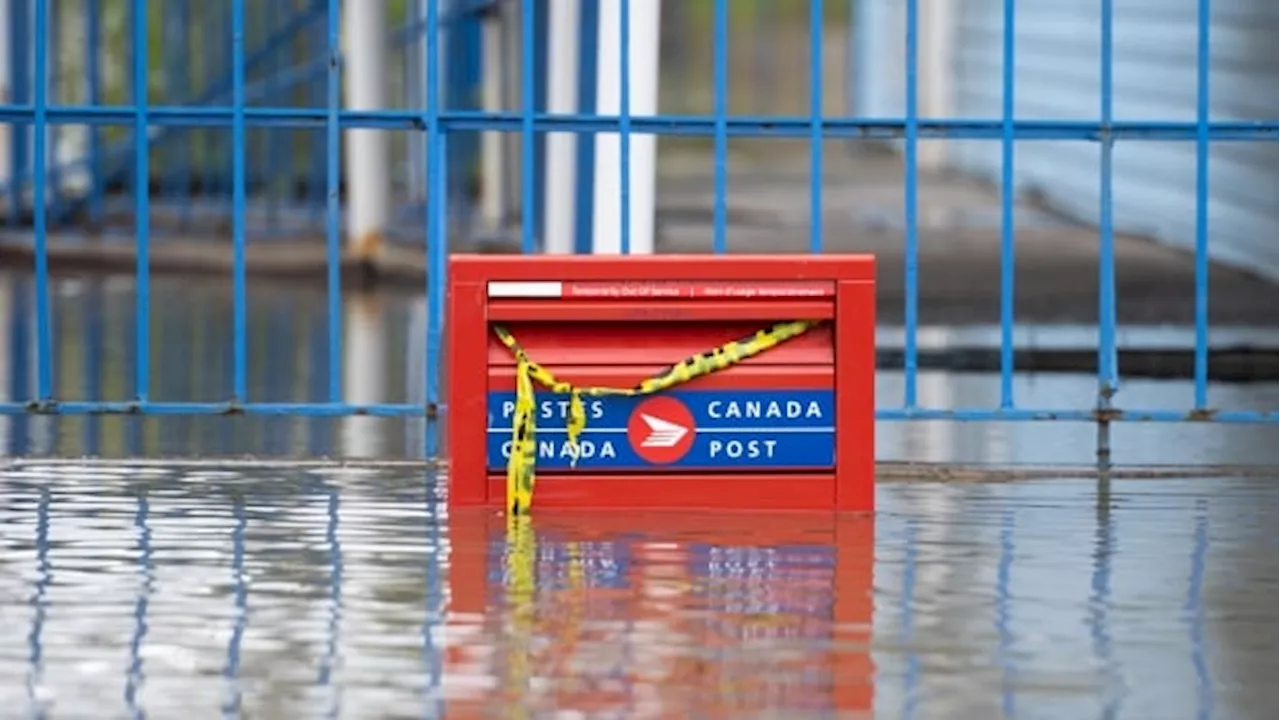 Canada Post lost $748 million last year, warns of 'critical' financial situation