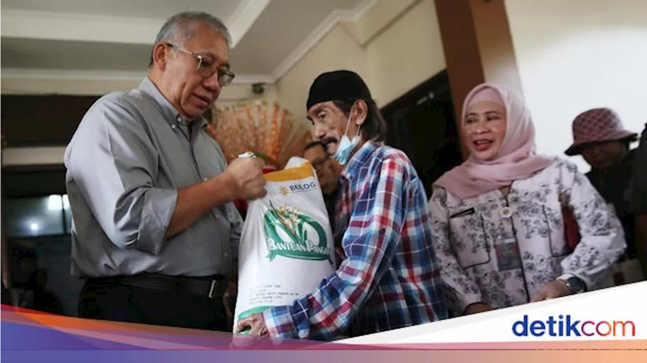 Pemerintah Salurkan 8 Ribu Ton Beras Bantuan Pangan di Jakarta