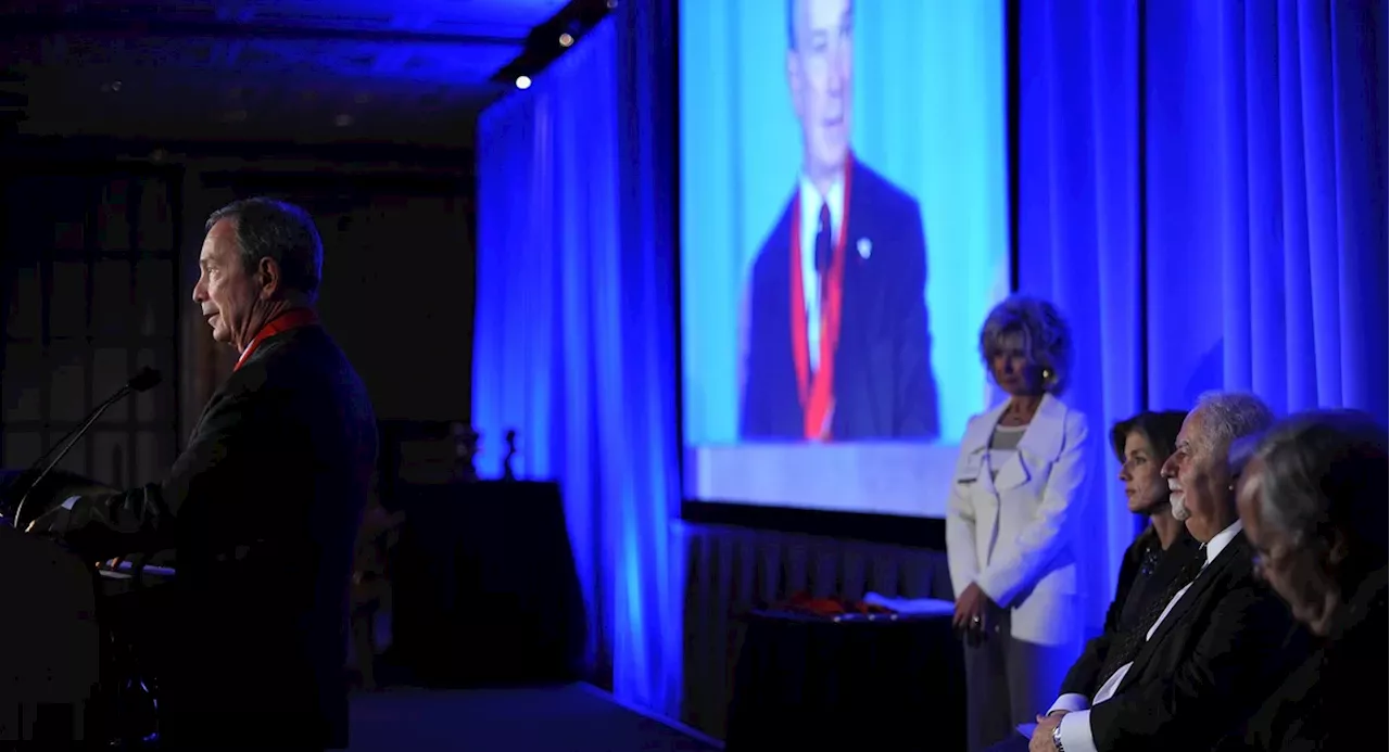 Extra Extra: Joe Biden is giving Michael Bloomberg a medal