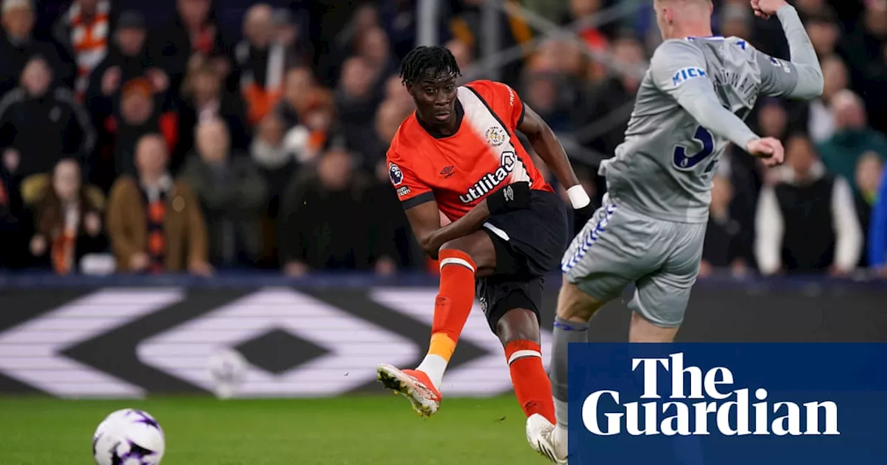 Elijah Adebayo strikes but frustrated Luton fail to put Everton away