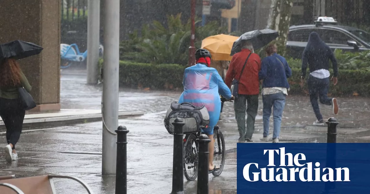 NSW weather: BoM forecasts wet weekend with heavy rain and thunderstorms