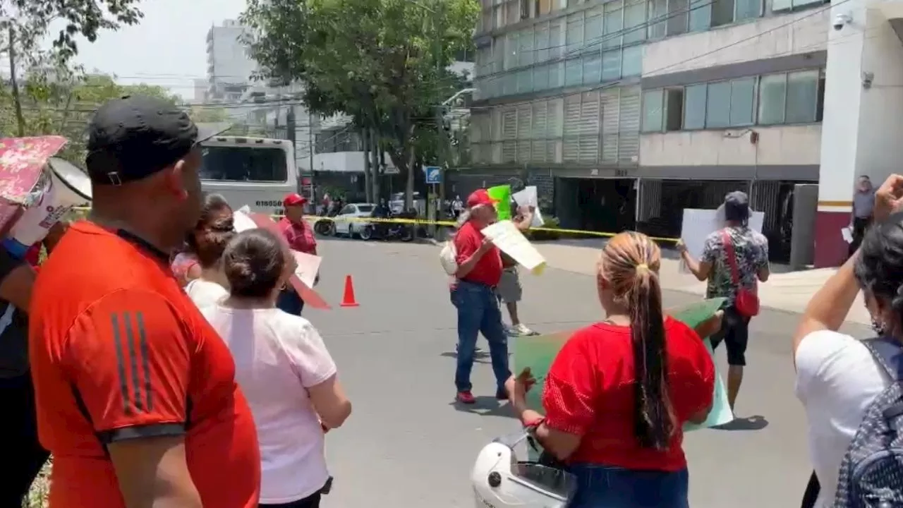 Vecinos de la GAM bloquean Polanco frente al INM; exigen condiciones para campamentos migrantes