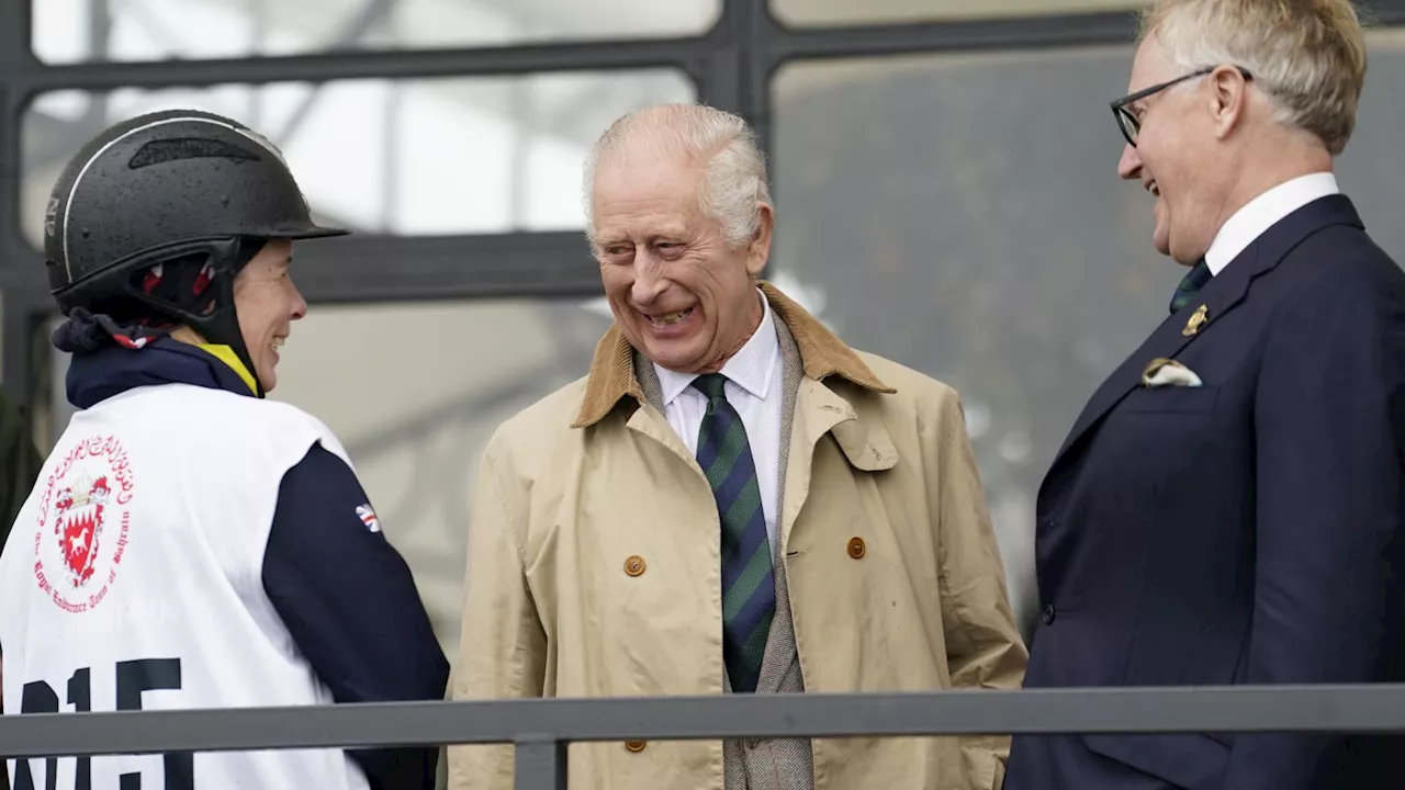 King attends Royal Windsor Horse Show with niece Zara Tindall after return to public duties