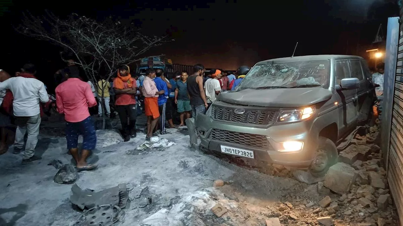 Ranchi में भयावह सड़क दुर्घटना, एक ही परिवार के चार लोगों की मौत; तेज रफ्तार बोलेरो ने बाइक को मारी टक्‍कर