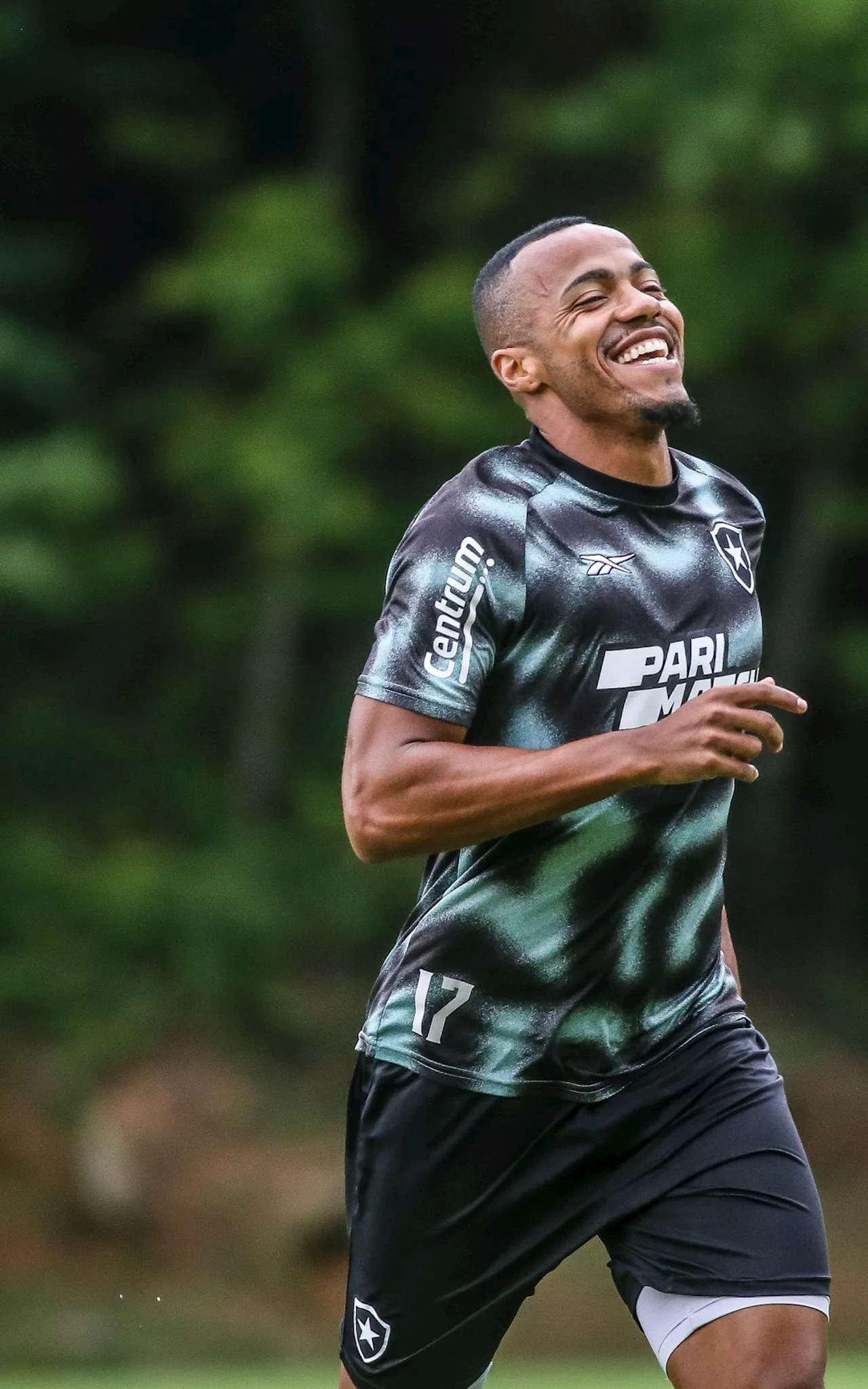 Marlon Freitas destaca volta por cima no Botafogo e exalta Artur Jorge: 'Potencializa meu futebol'