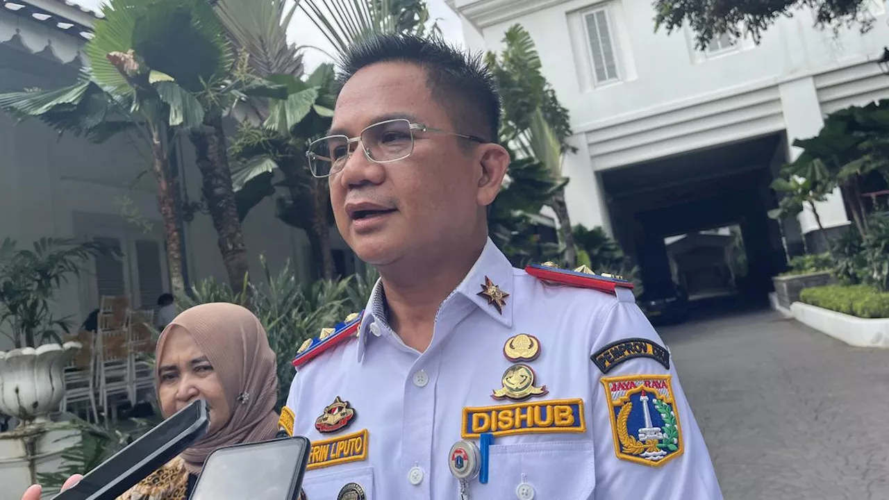 Gandeng Satpol PP, Dishub DKI Bakal Tangani Parkir Liar di Minimarket