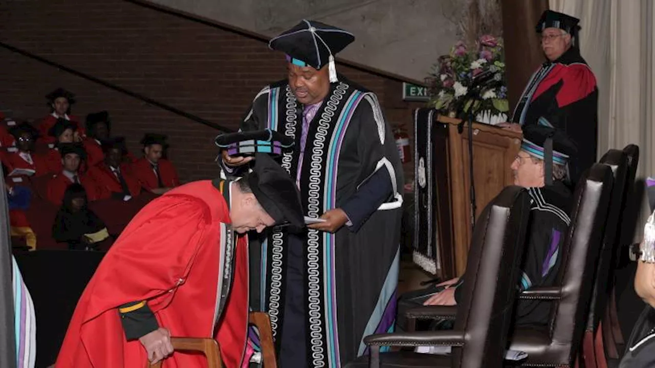 'Yster' Rassie Erasmus receives honorary doctorate