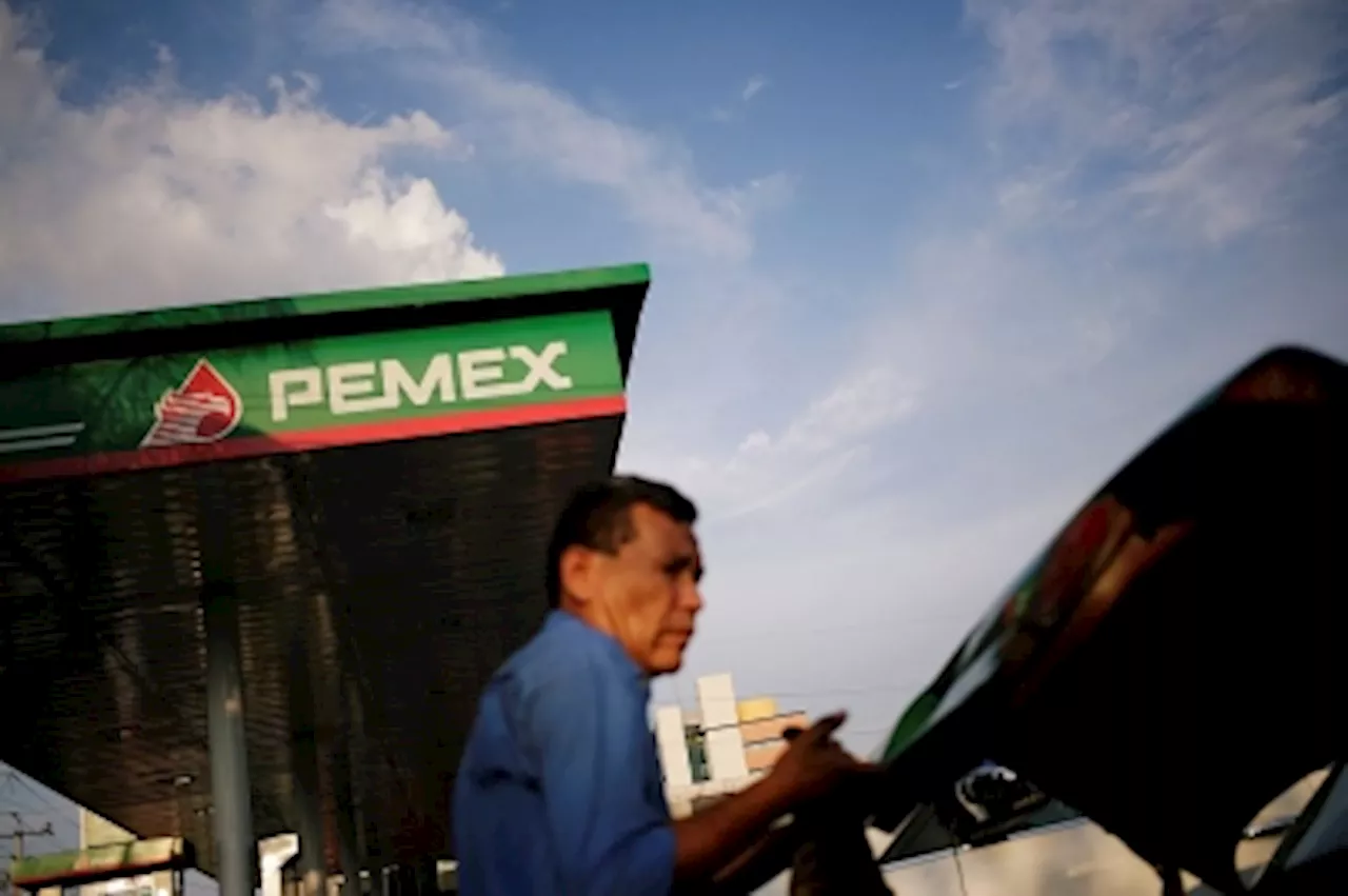 Mexico's Pemex exports 20,000 bpd of crude, fuel to Cuba in H2 2023