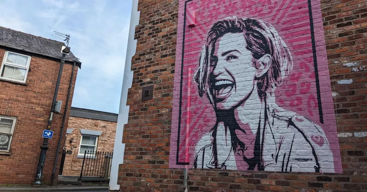 Girls Aloud star Sarah Harding honoured in 'absolutely mint' mural