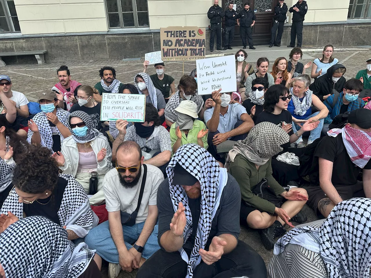 Propalästinensische Proteste vor HU Berlin