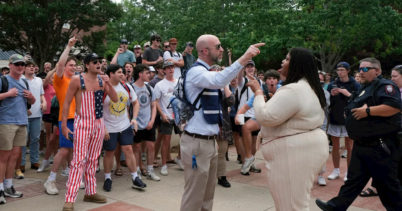 Pro-Palestinian protest at Ole Miss ends in heated confrontation