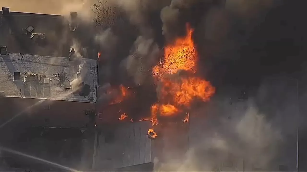 Massive fire breaks out at Brooklyn supermarket, sending smoke billowing into sky