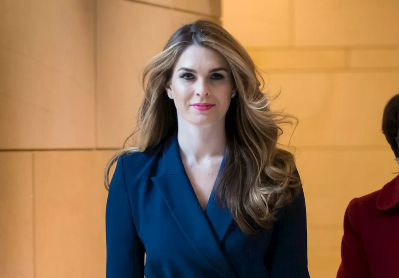 Hope Hicks, a former close Trump adviser, takes witness stand in his N.Y. criminal trial