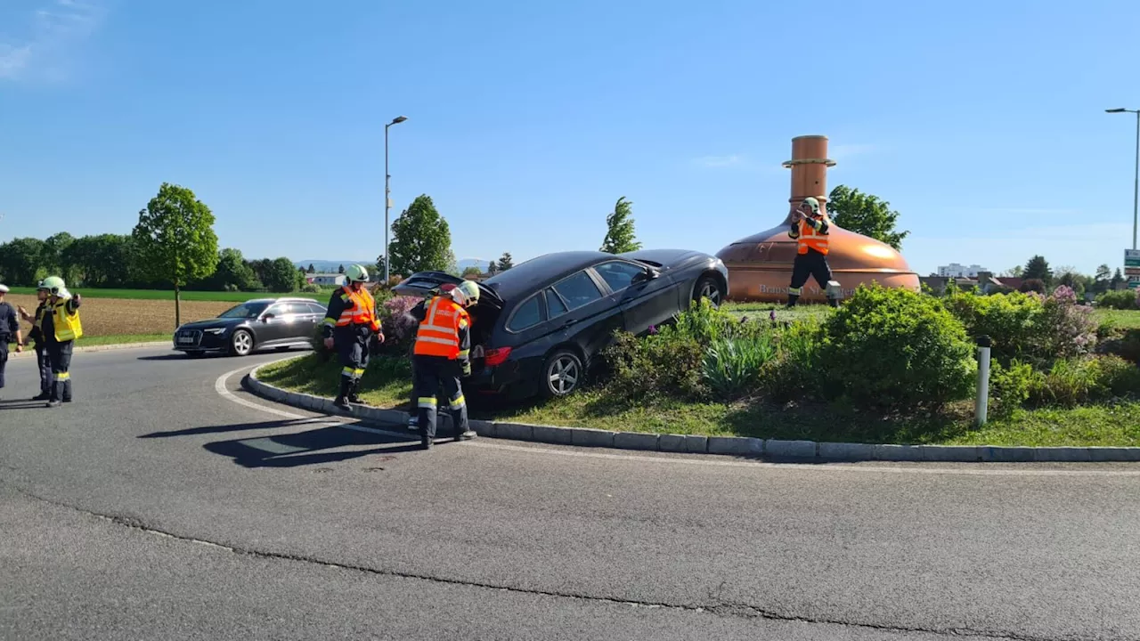 Kurioser Ausritt endete vor Bier-Kessel im Ratzersdorfer Kreisverkehr