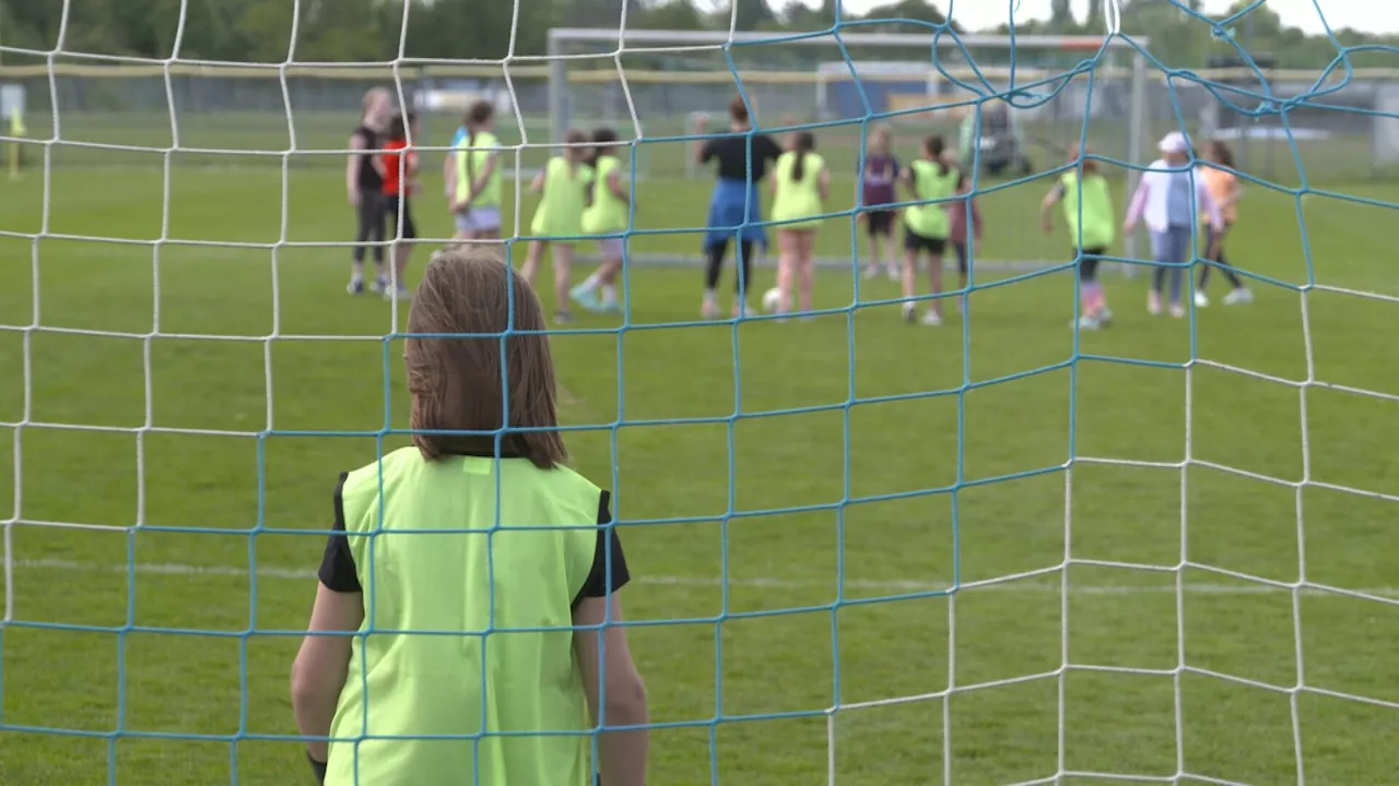 Stadt- und Schulmeisterschaft im Fußball in Schwechat