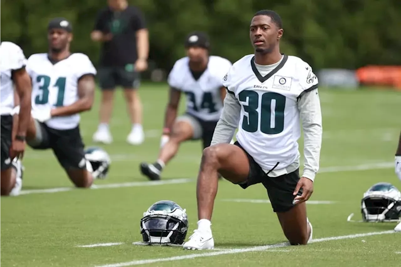 Eagles rookie CBs Quinyon Mitchell and Cooper DeJean getting better acquainted during minicamp