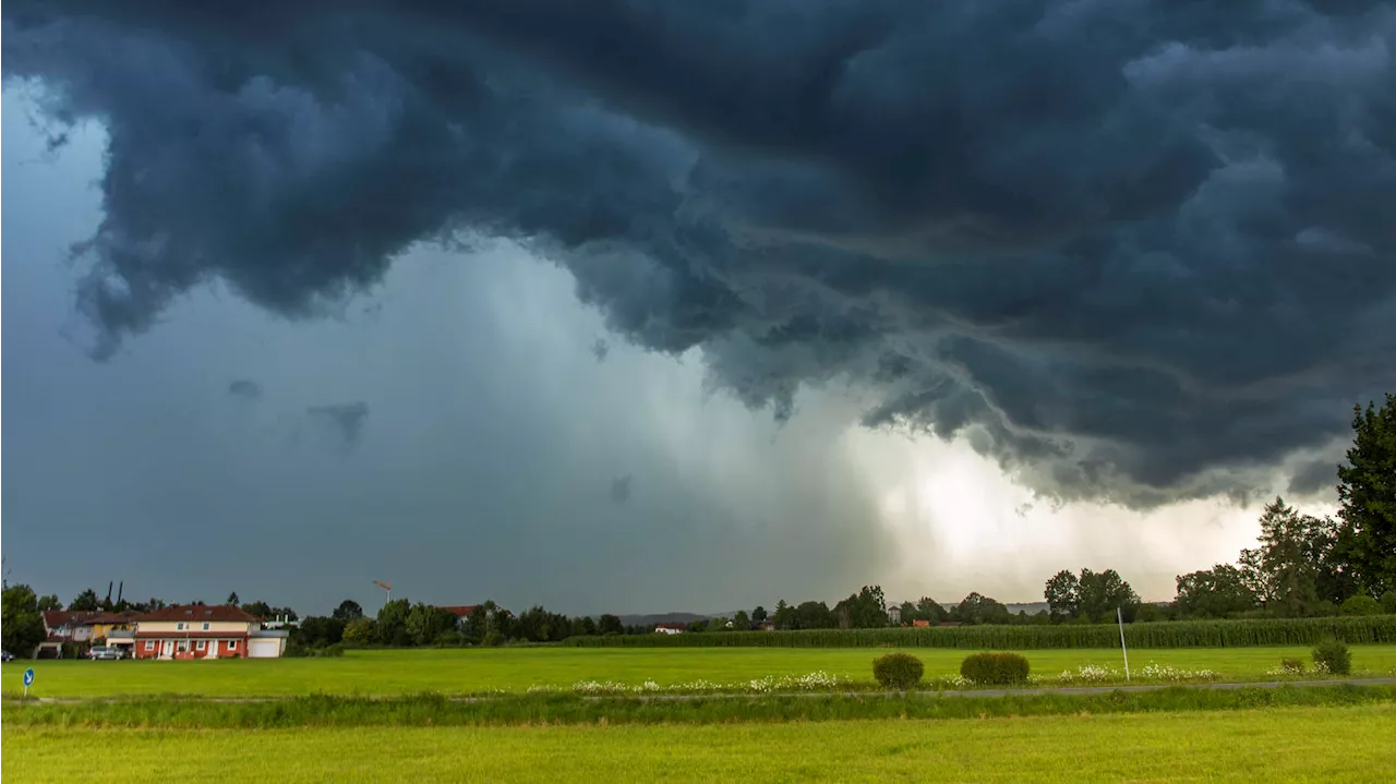 Heftige Unwetter in Deutschland: Gluthitze weicht Gewittern mit Starkregen und Hagel