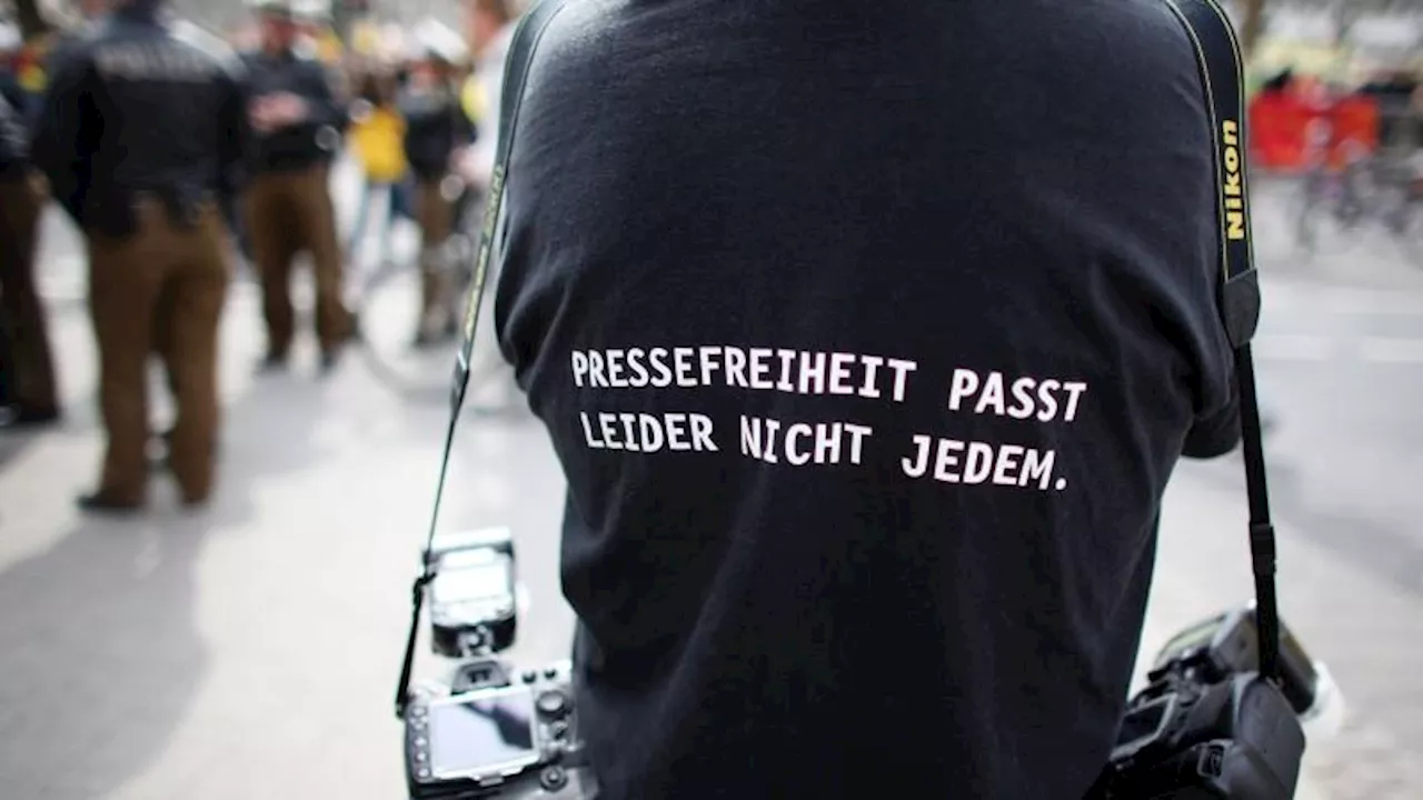 Tag der Pressefreiheit: Deutschland verbessert sich – weltweit hohe Dunkelziffer bei Gewalt gegen Journalisten