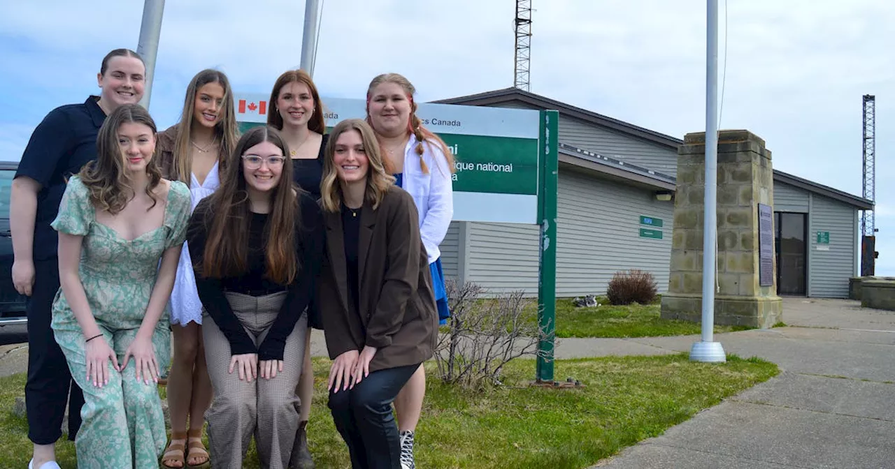 ‘Everybody should know his name’: Cape Breton students celebrate Marconi