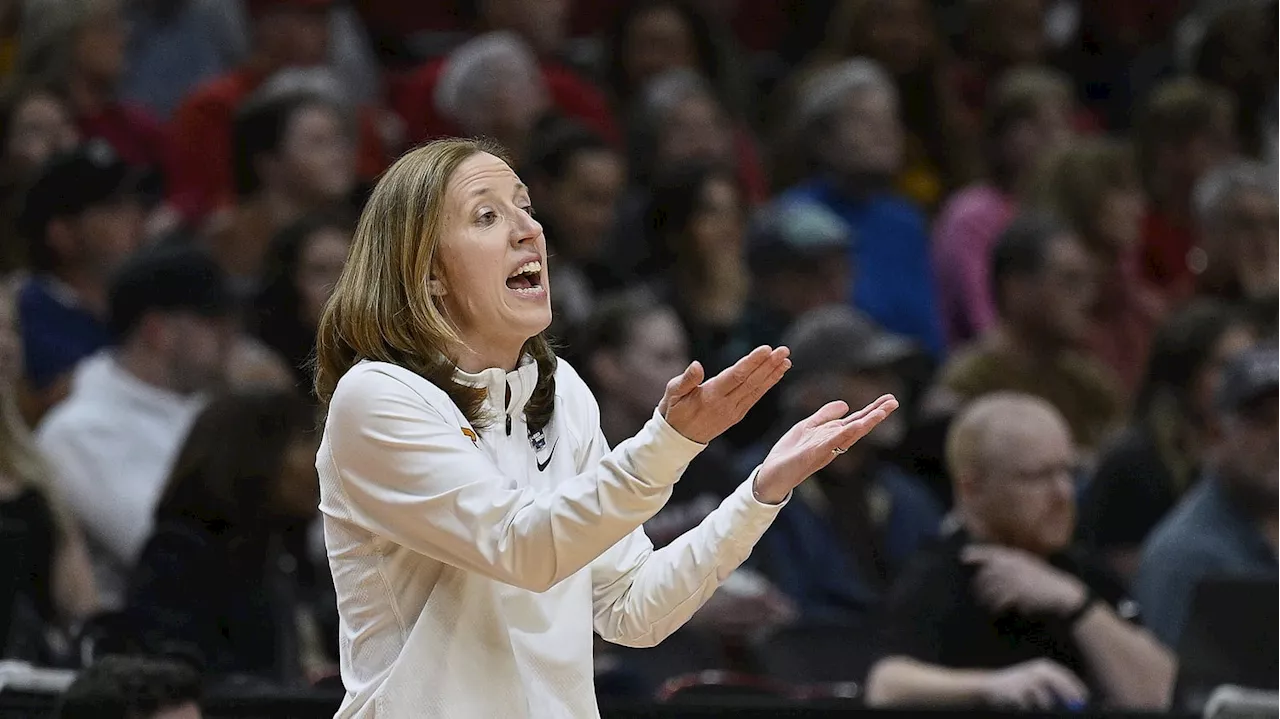 USC Women's Basketball: Biggest Challenge For HC Lindsay Gottlieb This Season