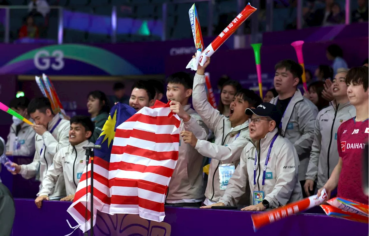 Thomas Cup: Malaysians rally to support badminton team in semi finals tomorrow