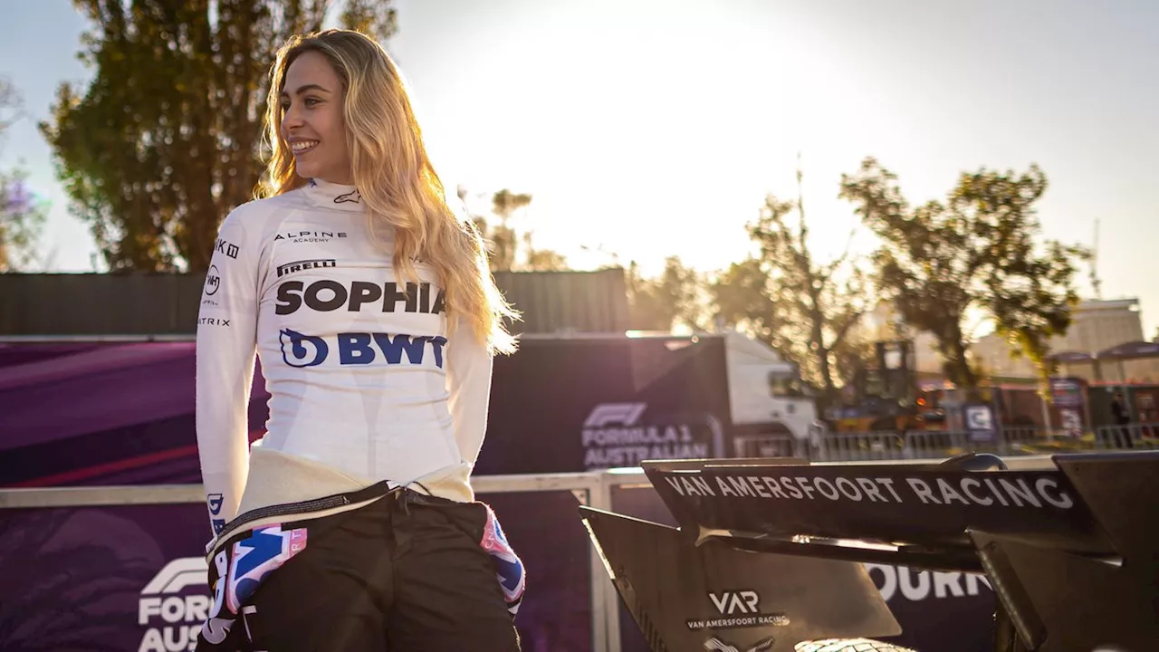 Sophia Flörsch über Frauen im Motorsport: 'Männer glauben an Männer'