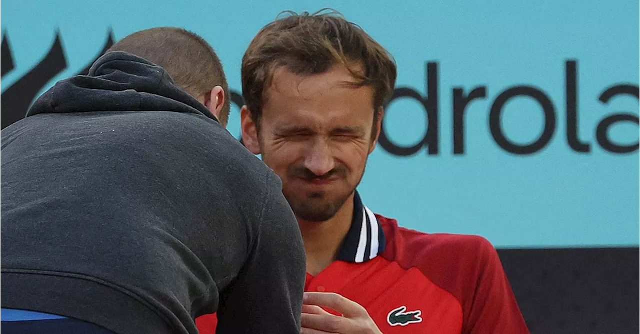 Tennis: Världsfyran Daniil Medvedev med skadeproblem inför Franska öppna