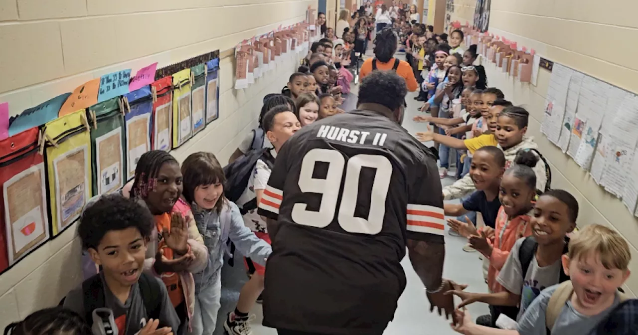 Browns DT Maurice Hurst II celebrates attendance at Chardon Hills STEM school