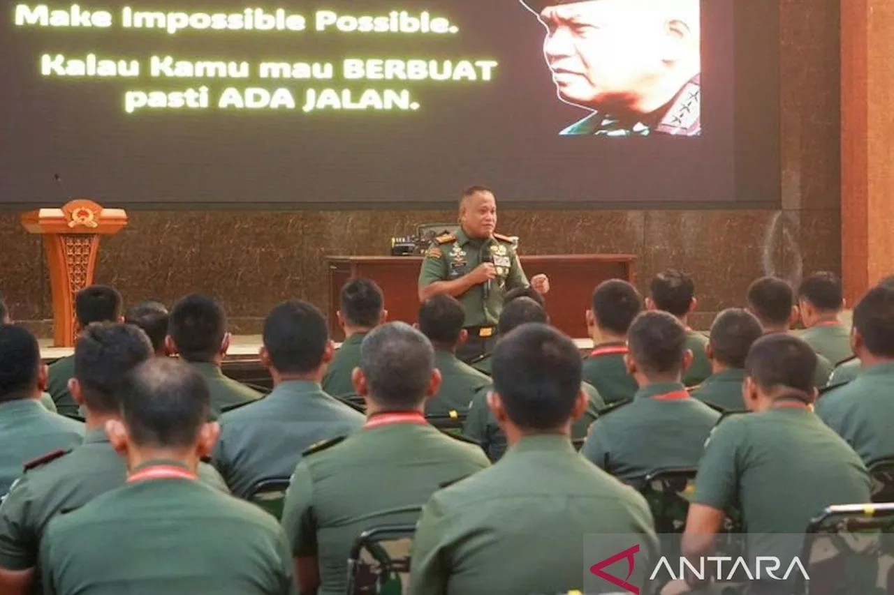 Pangkostrad minta seluruh dansat menjadi teladan untuk para prajurit