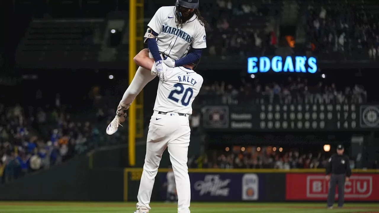 J.P. Crawford hits sacrifice fly in 10th inning to lift Mariners past Astros, 2-1