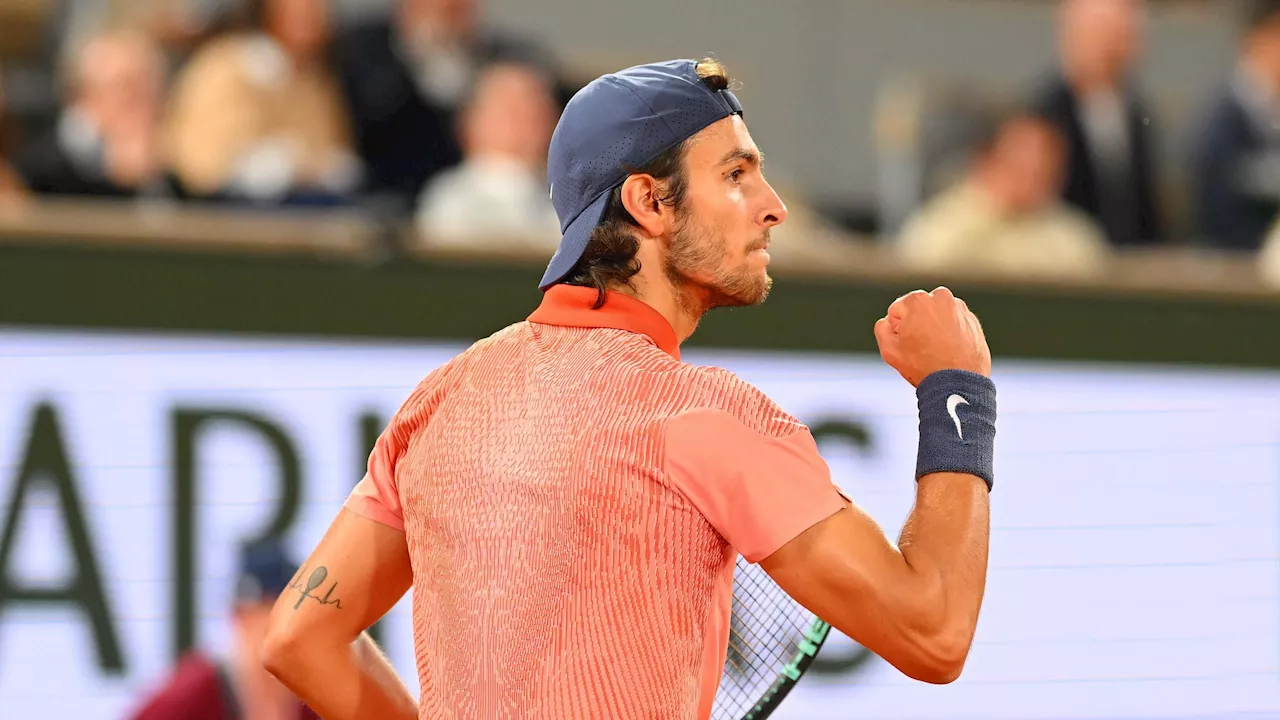 Lorenzo Musetti capolavoro, stende in tre set Monfils sul centrale e si regala Djokovic al 3° turno