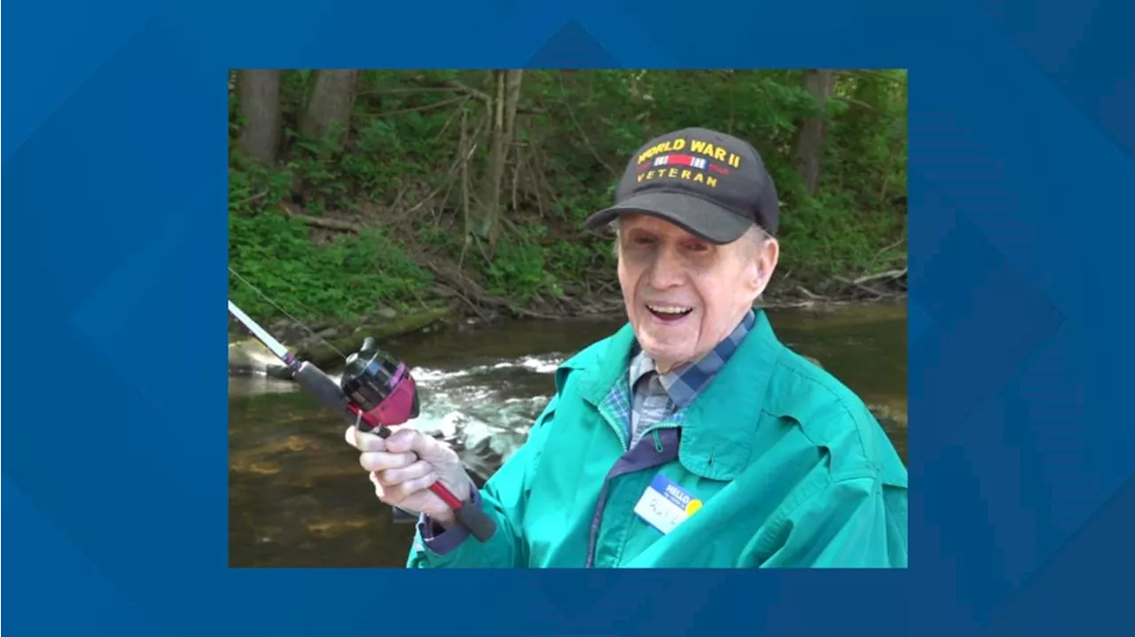 100-year-old WWII veteran enjoys day of fishing with buddies