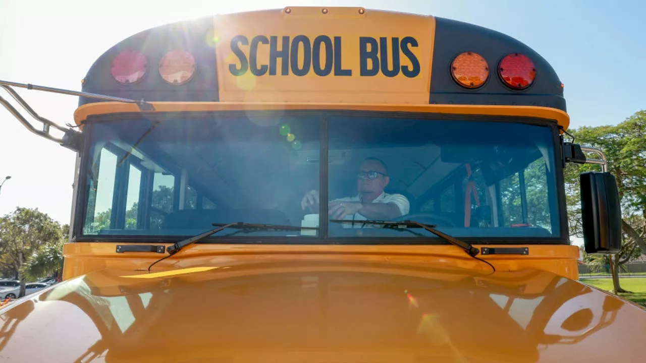 California gets $91M for electric school buses: Here's what SoCal districts are getting them